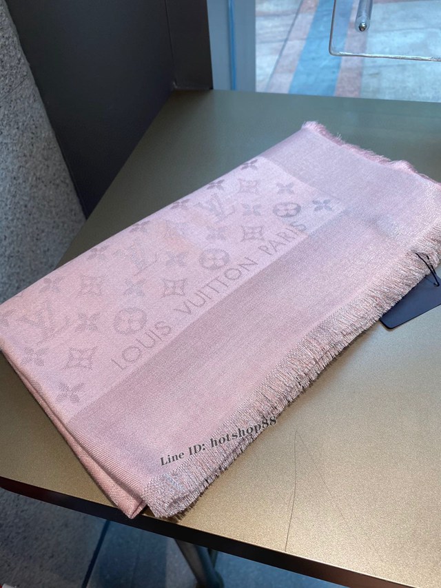 LV專櫃新品路易威登暗紋提花Monogram圖案時尚大方巾 mmyj1586